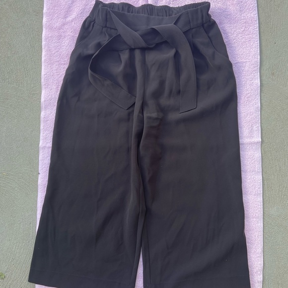 Lululemon Noir Crop Black